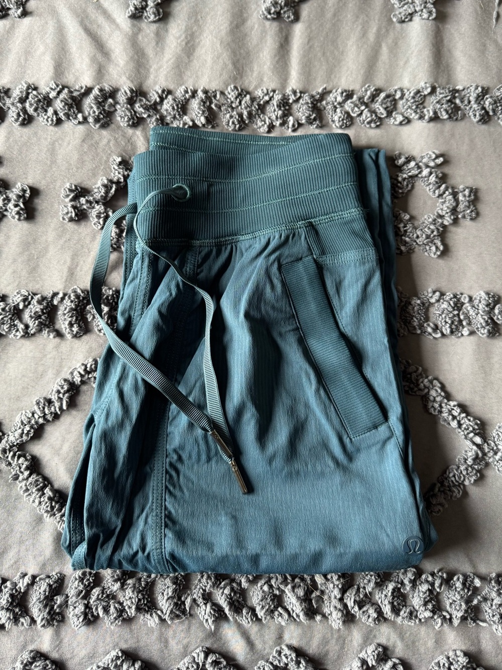 Lululemon Dance Studio Mid-Rise Pant Short
